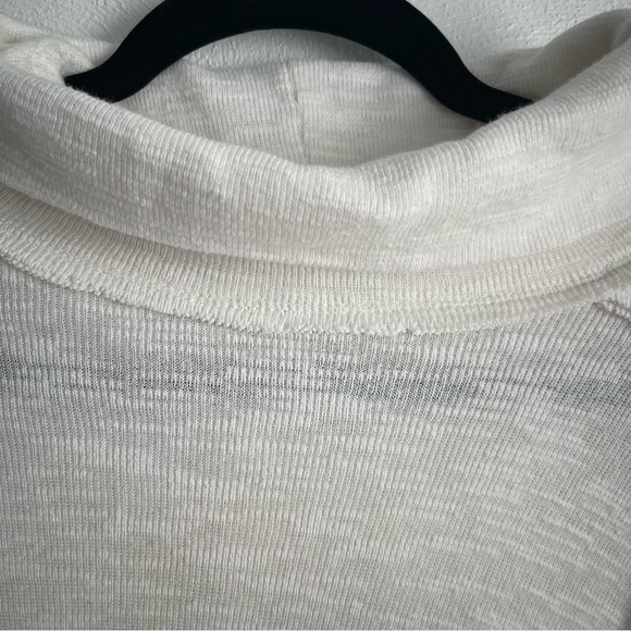 Free People |We The Free Women’s Medium White Split Back Cowl Neck Tunic - Picture 15 of 16